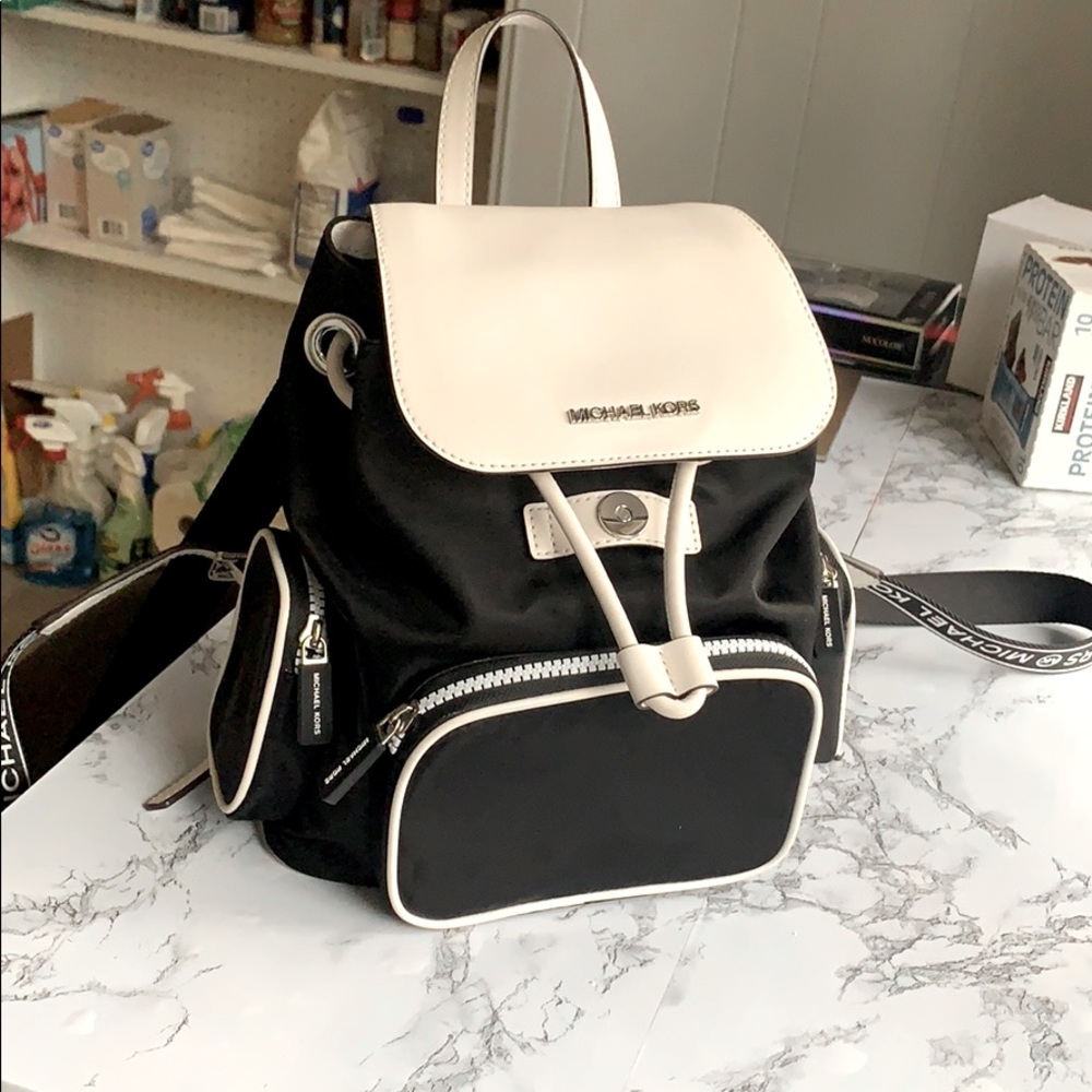Michael Kors Abbey Medium Cargo Backpack/Purse